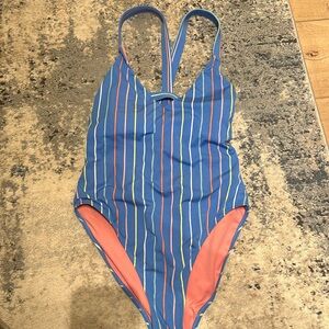 Carve Designs one piece small